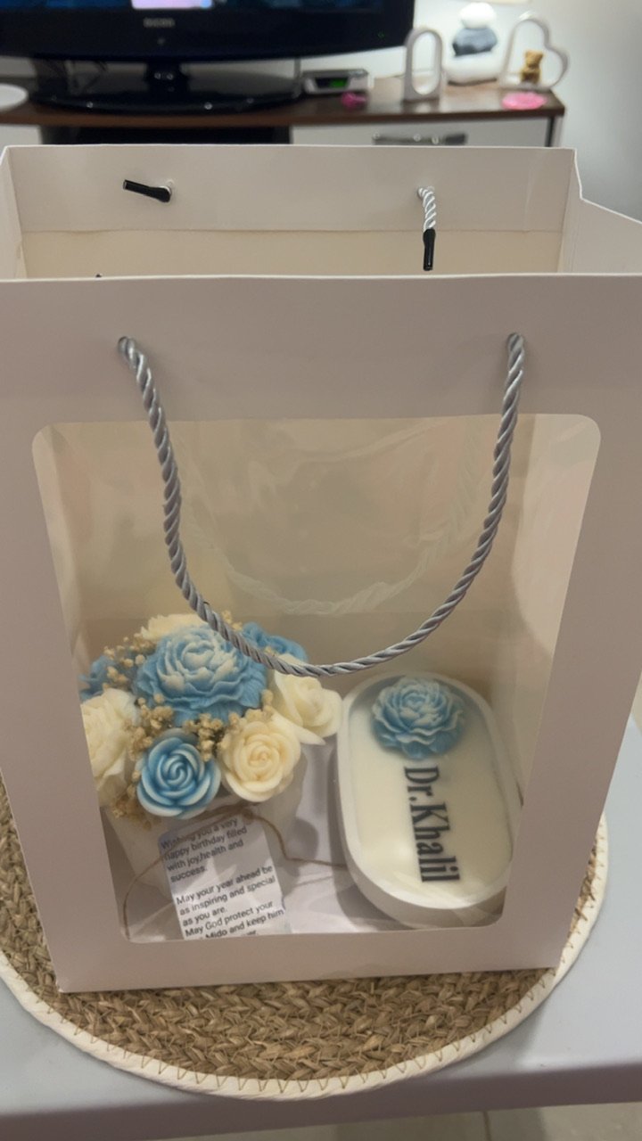Vase of flower+ wax jar with customized name