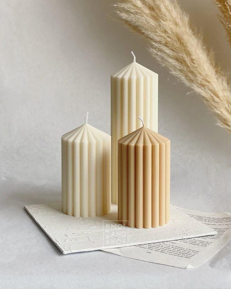 Thick candle