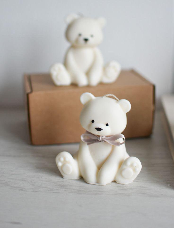 Medium bear